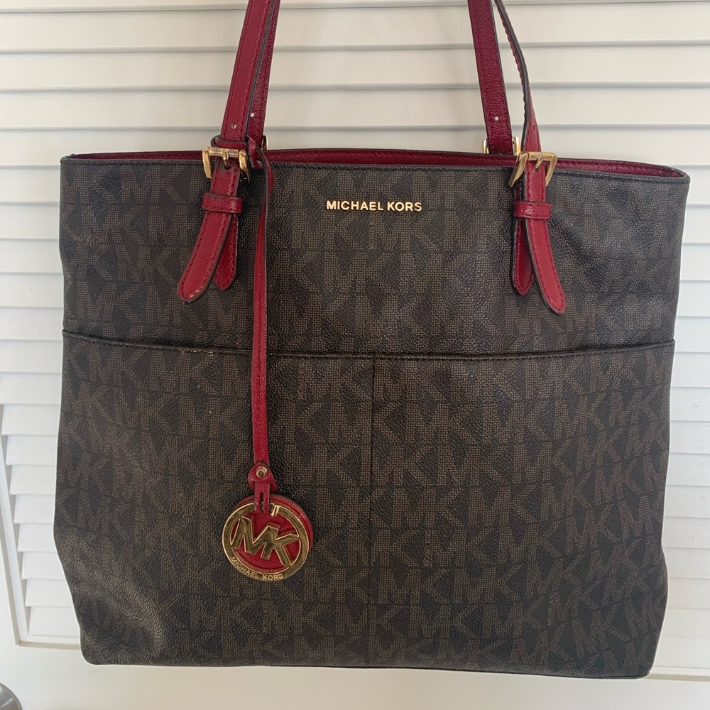 Michael Kors purse